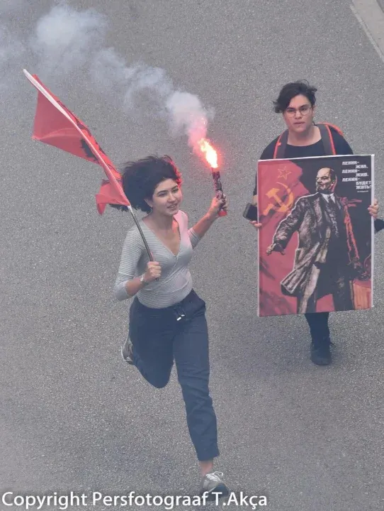 Kömürlükten meşaleye 1 Mayıs...