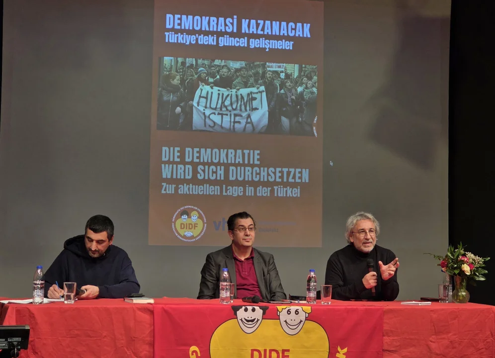 Bielefeld DİDF'in “Demokrasi kazanacak” etkinliğine büyük ilgi vardı…
