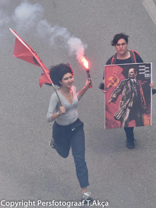 Kömürlükten meşaleye 1 Mayıs...