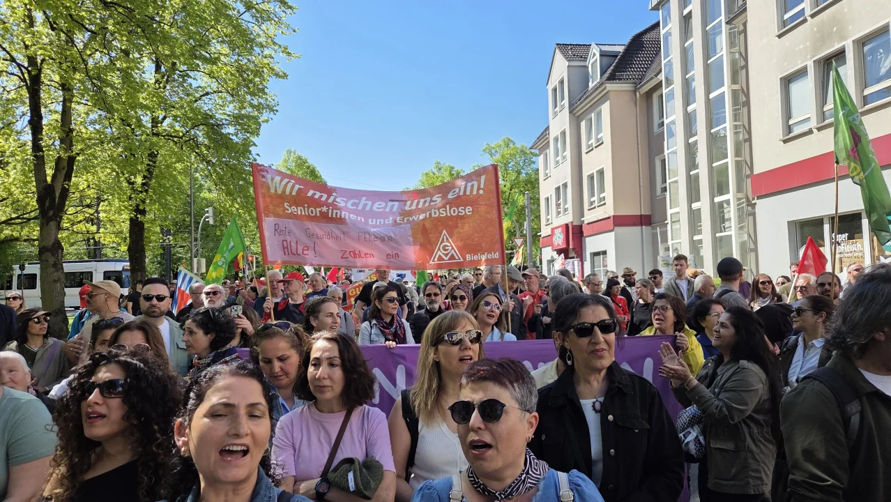 1 Mayıs işçi bayramı Bielefeld'de coşkuyla kutlandı...