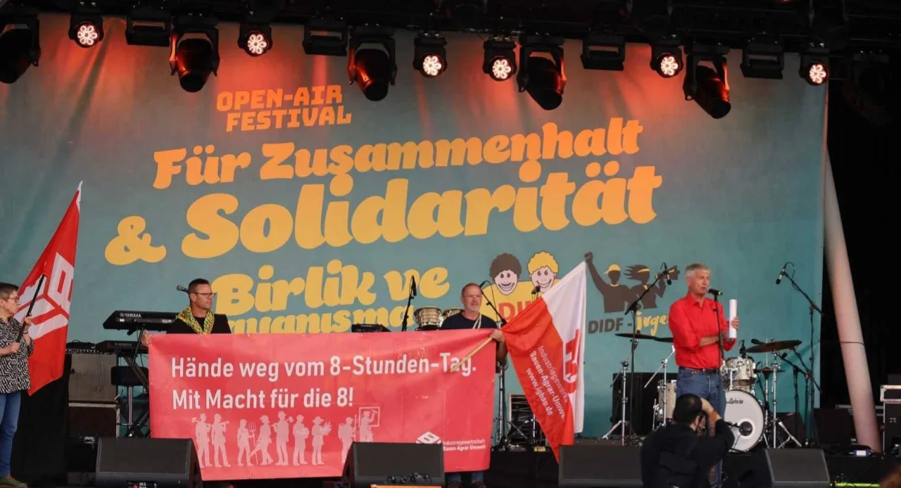 Köln’de,DİDF Emek Şenliği coşkuyla kutlandı...