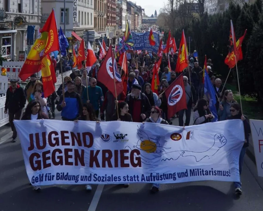 Geld für Waffen und Aufrüstung – statt für Bildung und Zukunft?