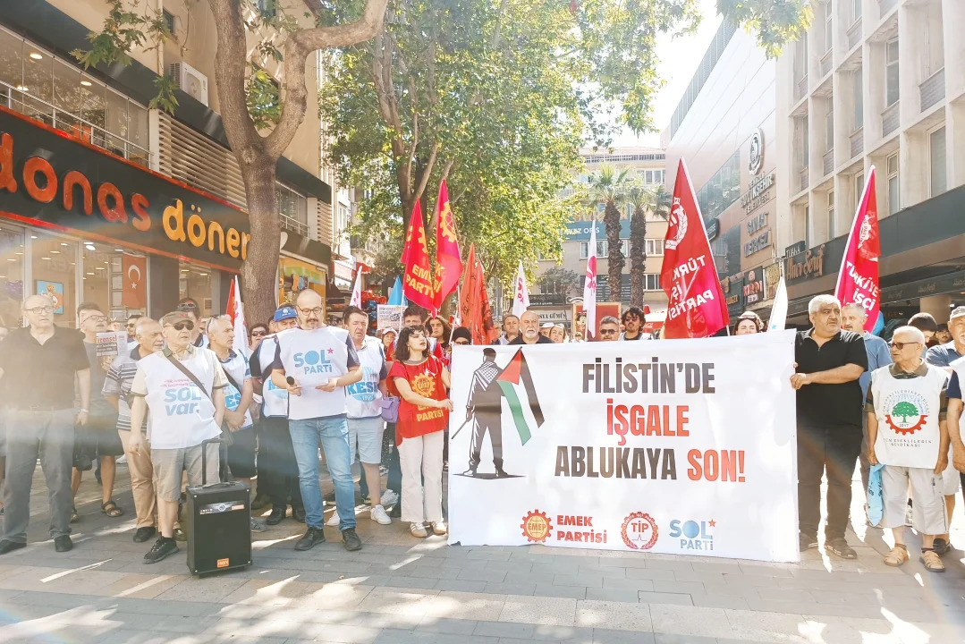 İsrail’e seyirci kalmak da suça ortak olmaktır...!