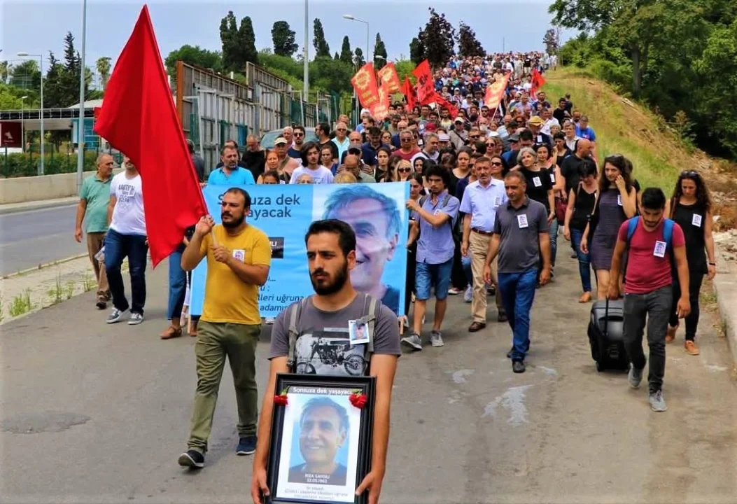 RIZA SAYGILI YOLDAŞIN ANISINA SAYGIYLA...