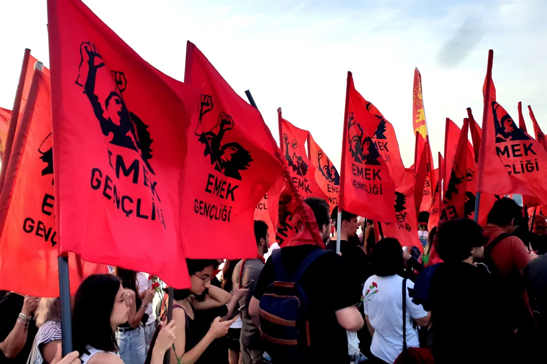 Siyonist İsrail yenilecek, direnen Filistin halkı kazanacak!